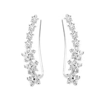 Load image into Gallery viewer, Flower Stud Earrings
